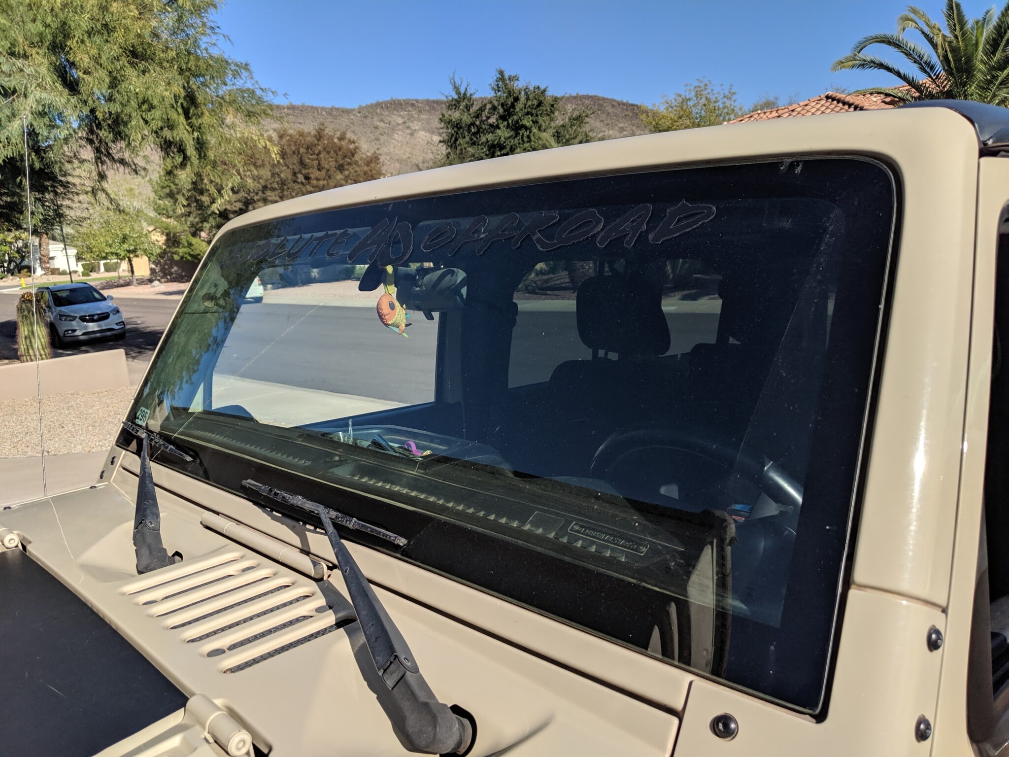 Jeep Wrangler Glendale Arizona Broken Windshield